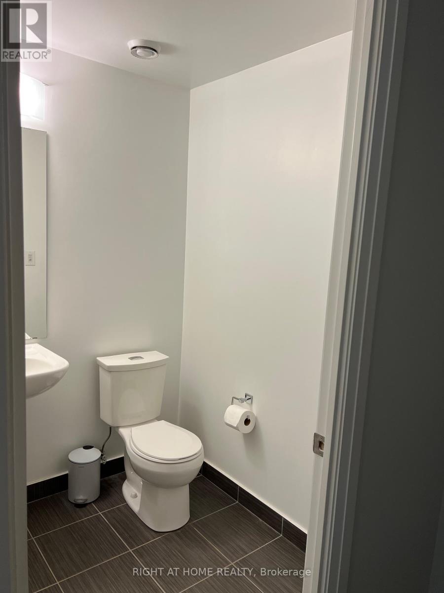 Ph101 - 7167 Yonge Street, Markham, Ontario  L3T 0E1 - Photo 7 - N12458362