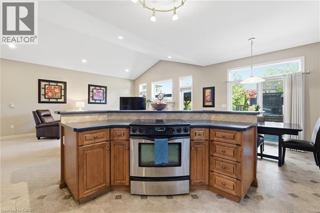 81 Timber Creek Crescent, Fonthill, Ontario  L0S 1E4 - Photo 11 - 40784471