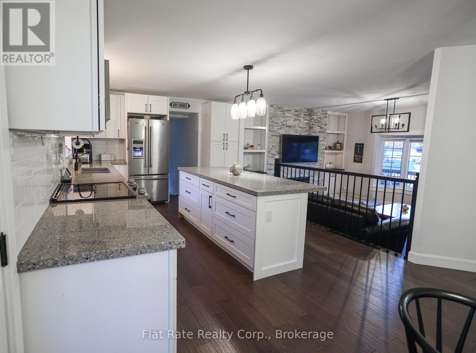 3 Perkin's Drive, Tiny (Perkinsfield), Ontario  L0L 2J0 - Photo 8 - S12494618