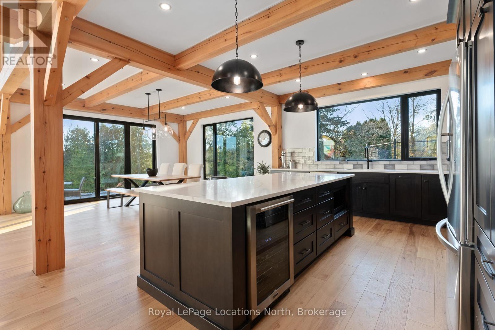 113 Slabtown Road W, Blue Mountains, Ontario  N0H 1J0 - Photo 11 - X12494602