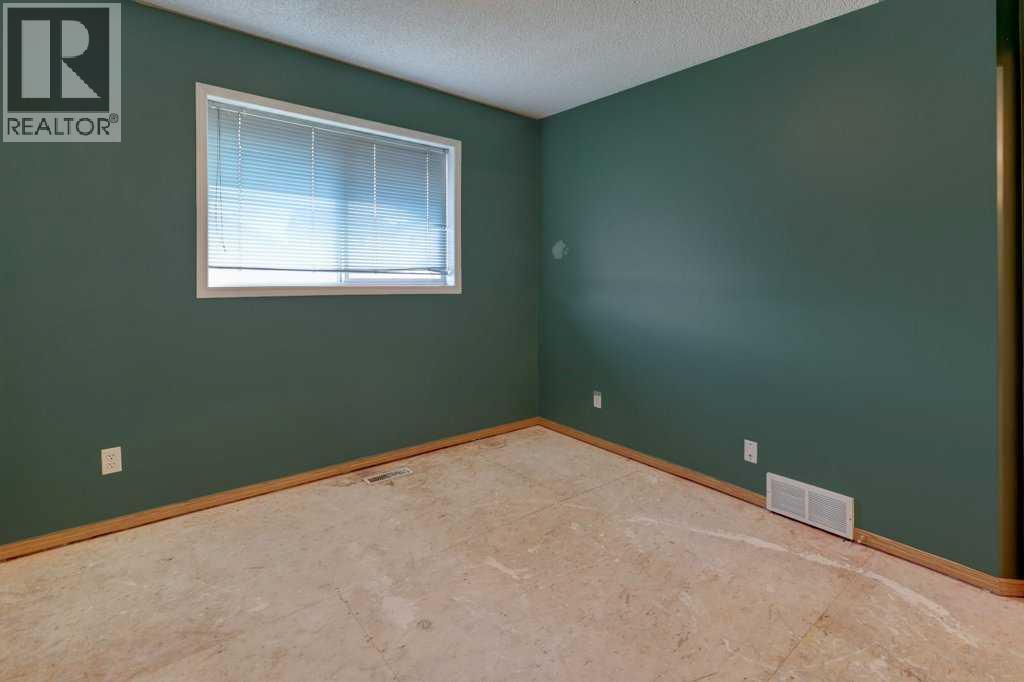 181 Martin Crossing Way Ne, Calgary, Alberta T3J 3V3 - Photo 14 - A2266293