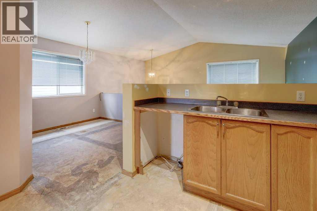 181 Martin Crossing Way Ne, Calgary, Alberta T3J 3V3 - Photo 12 - A2266293