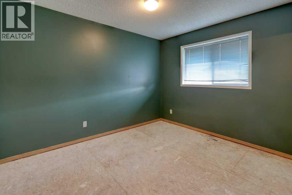 181 Martin Crossing Way Ne, Calgary, Alberta T3J 3V3 - Photo 13 - A2266293