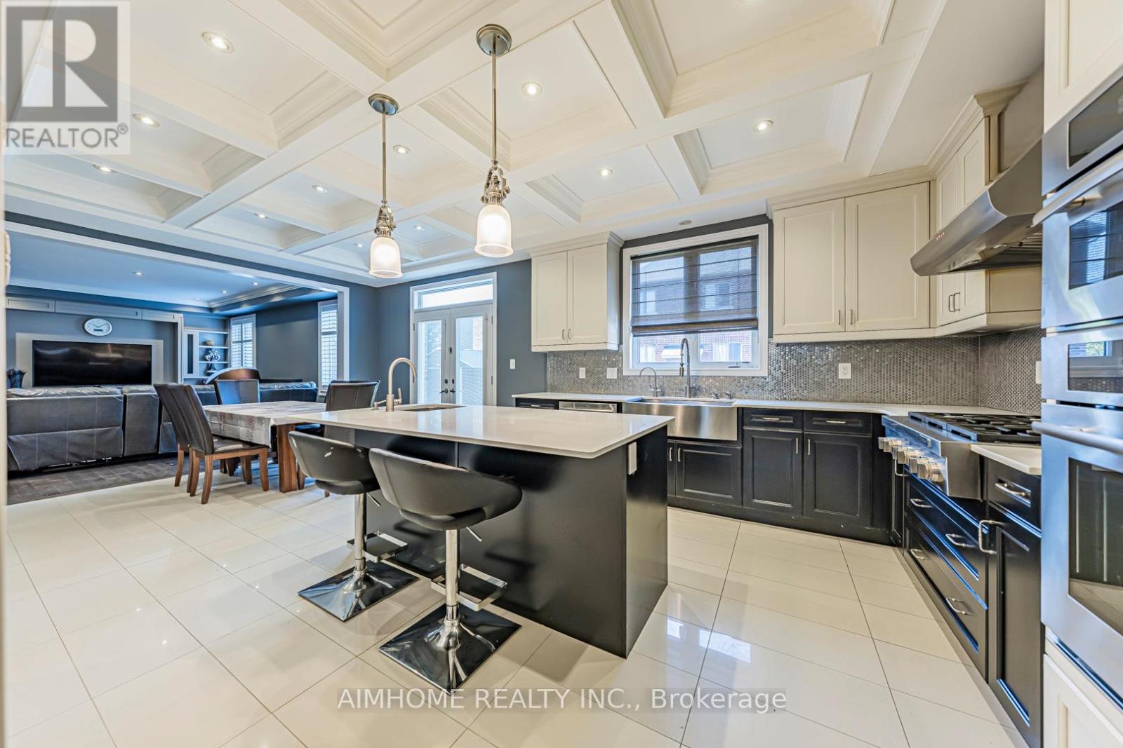 986 Wilbur Pipher Circle, Newmarket, Ontario  L3X 0G5 - Photo 12 - N12494600