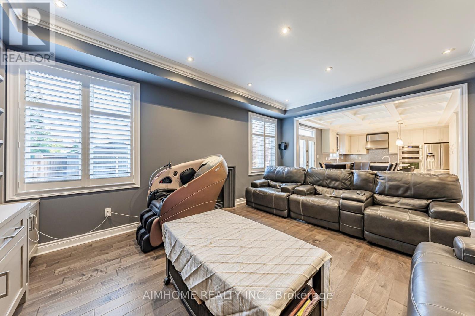 986 Wilbur Pipher Circle, Newmarket, Ontario  L3X 0G5 - Photo 21 - N12494600