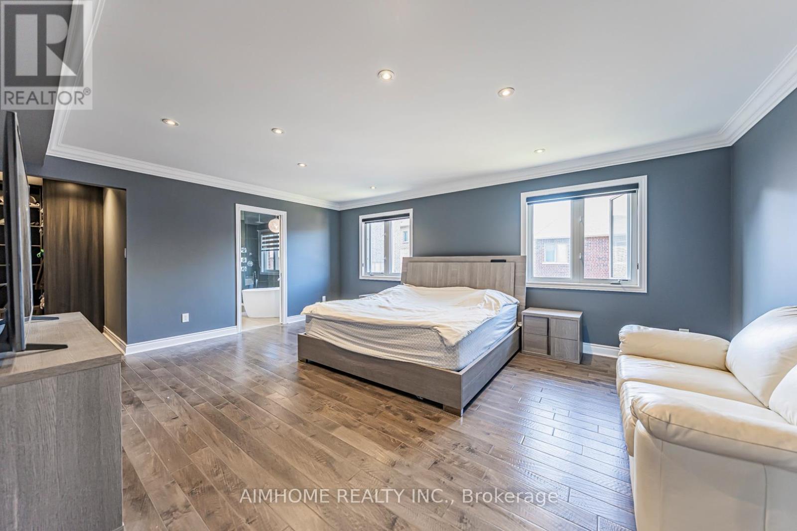 986 Wilbur Pipher Circle, Newmarket, Ontario  L3X 0G5 - Photo 25 - N12494600