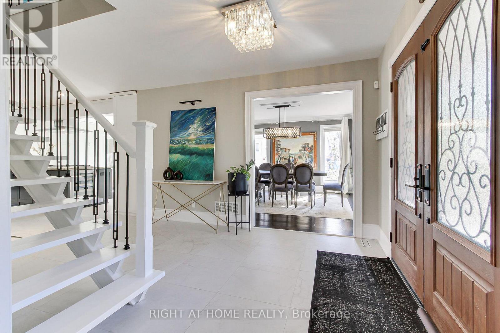 45 Pleasant Avenue, East Gwillimbury, Ontario  L9N 1A2 - Photo 13 - N12494620