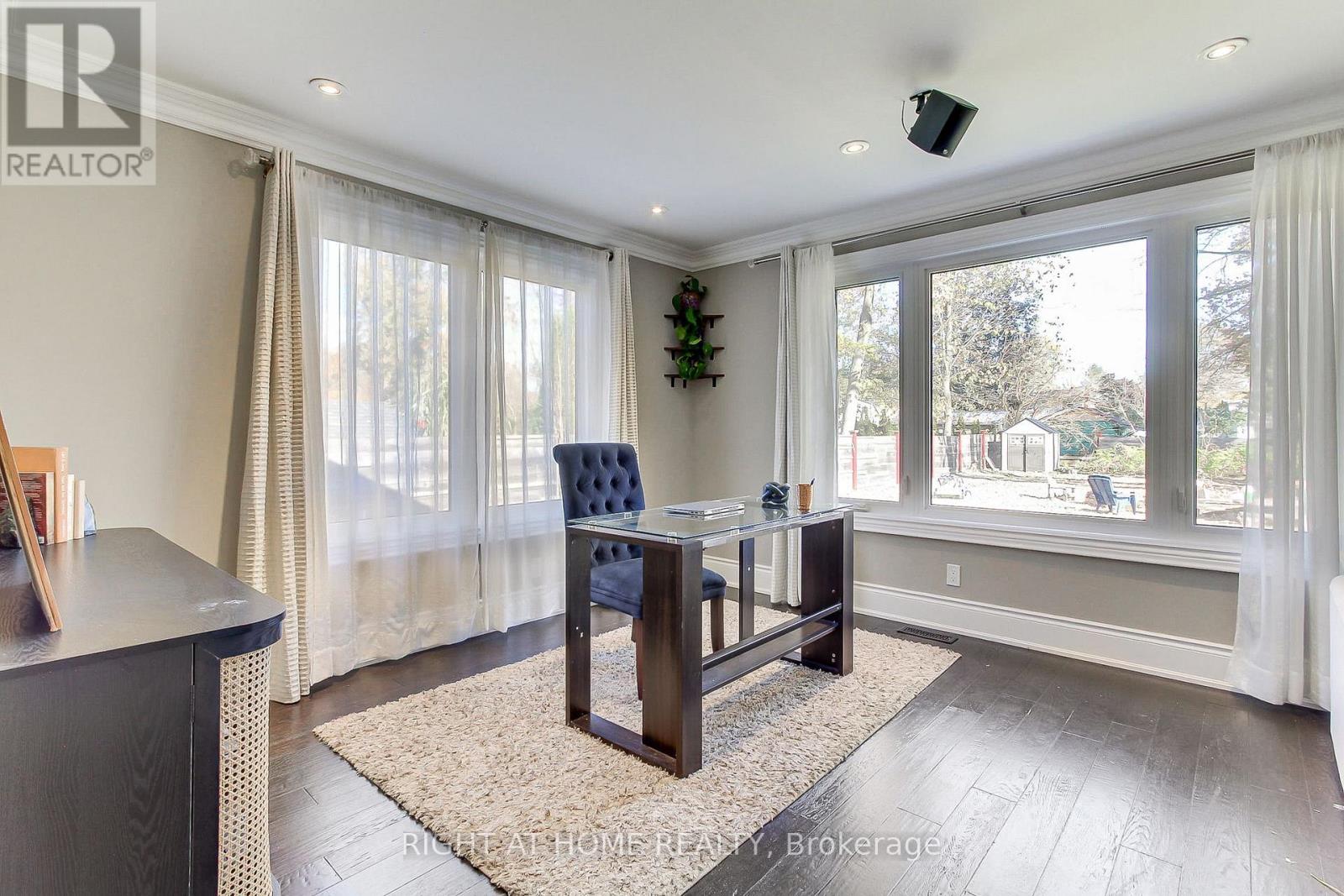 45 Pleasant Avenue, East Gwillimbury, Ontario  L9N 1A2 - Photo 28 - N12494620