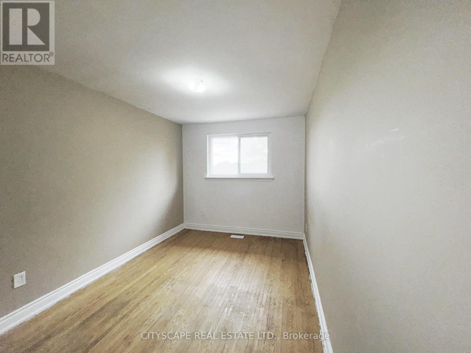 3708 Woodruff Crescent, Mississauga, Ontario  L4T 1T9 - Photo 20 - W12494590