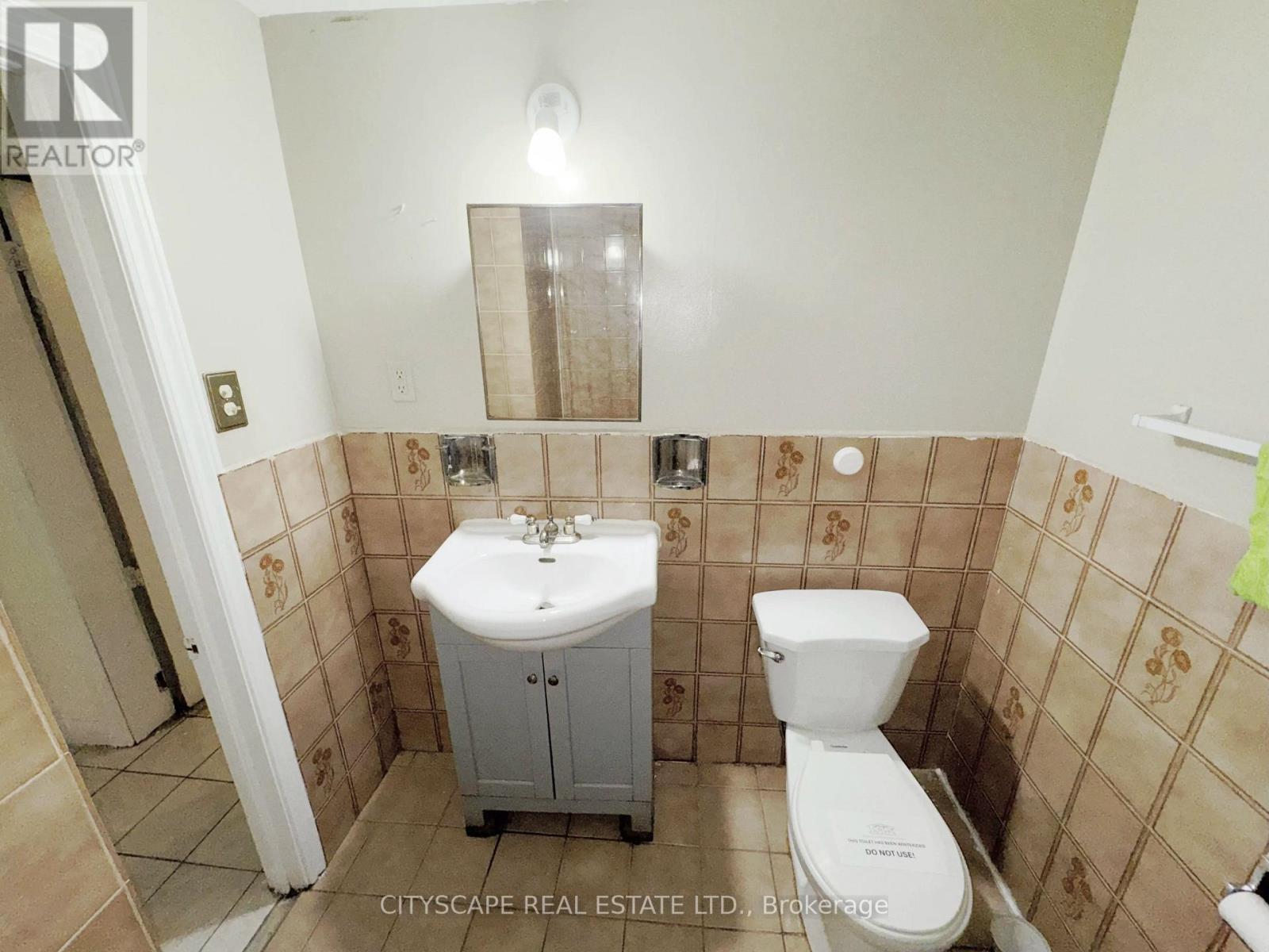 3708 Woodruff Crescent, Mississauga, Ontario  L4T 1T9 - Photo 36 - W12494590