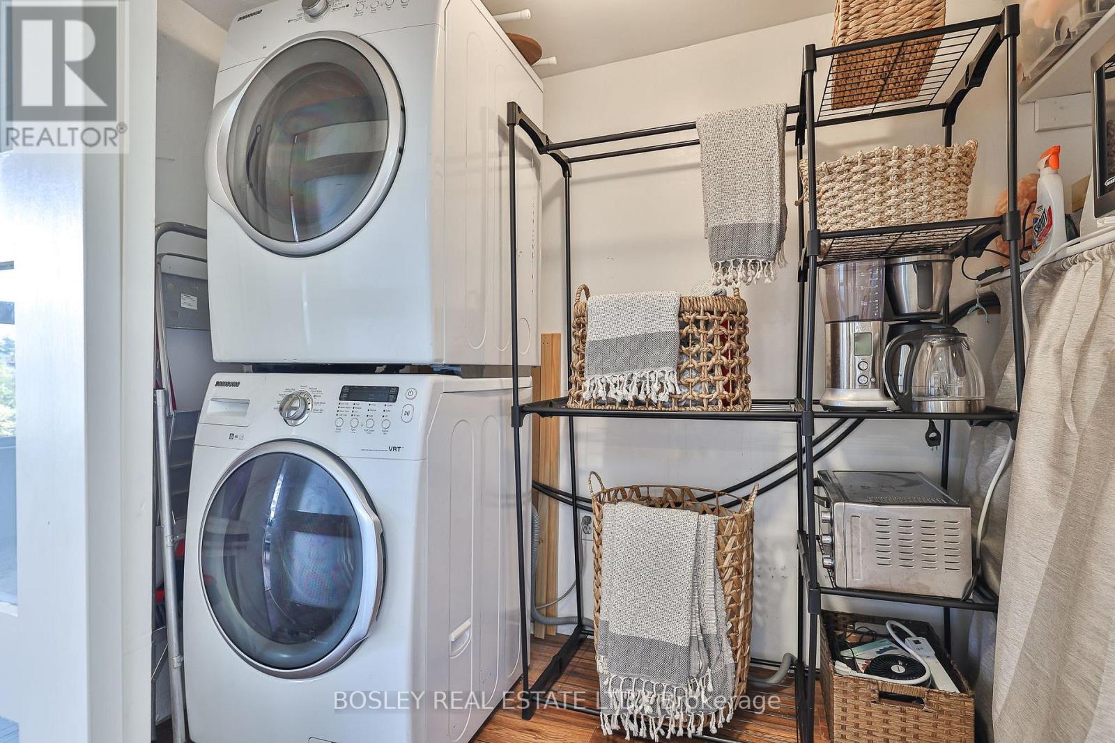 30 Aileen Avenue, Toronto, Ontario  M6M 1E6 - Photo 20 - W12494596