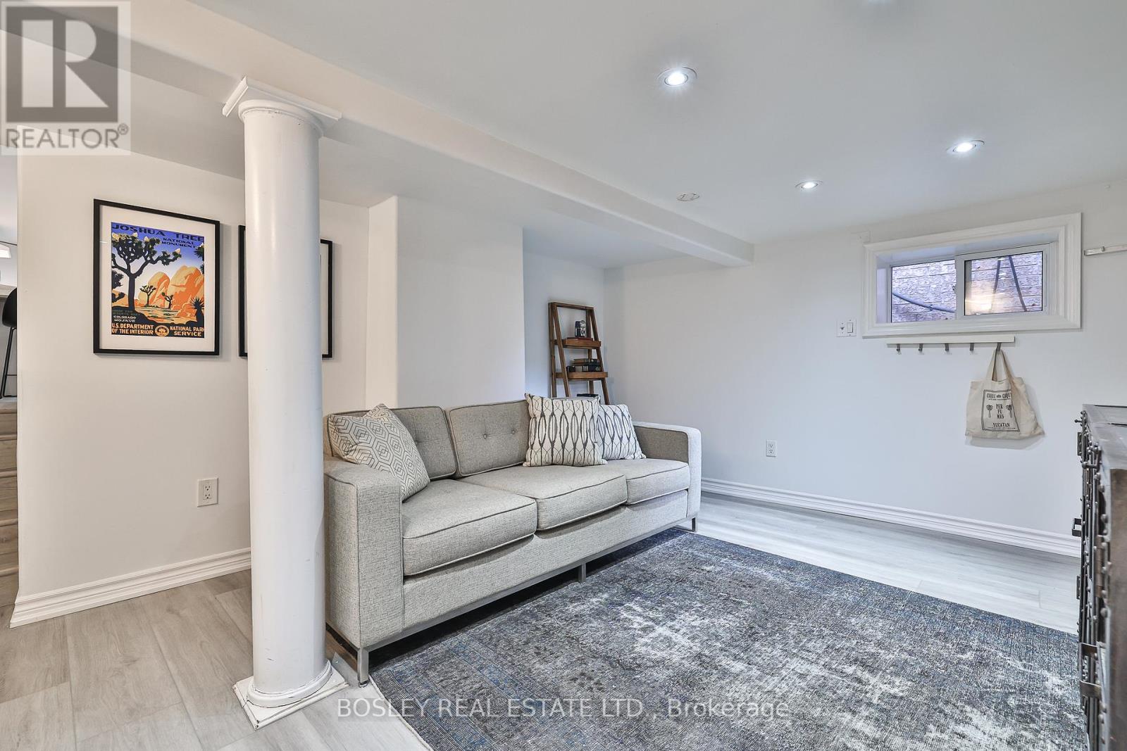 30 Aileen Avenue, Toronto, Ontario  M6M 1E6 - Photo 23 - W12494596