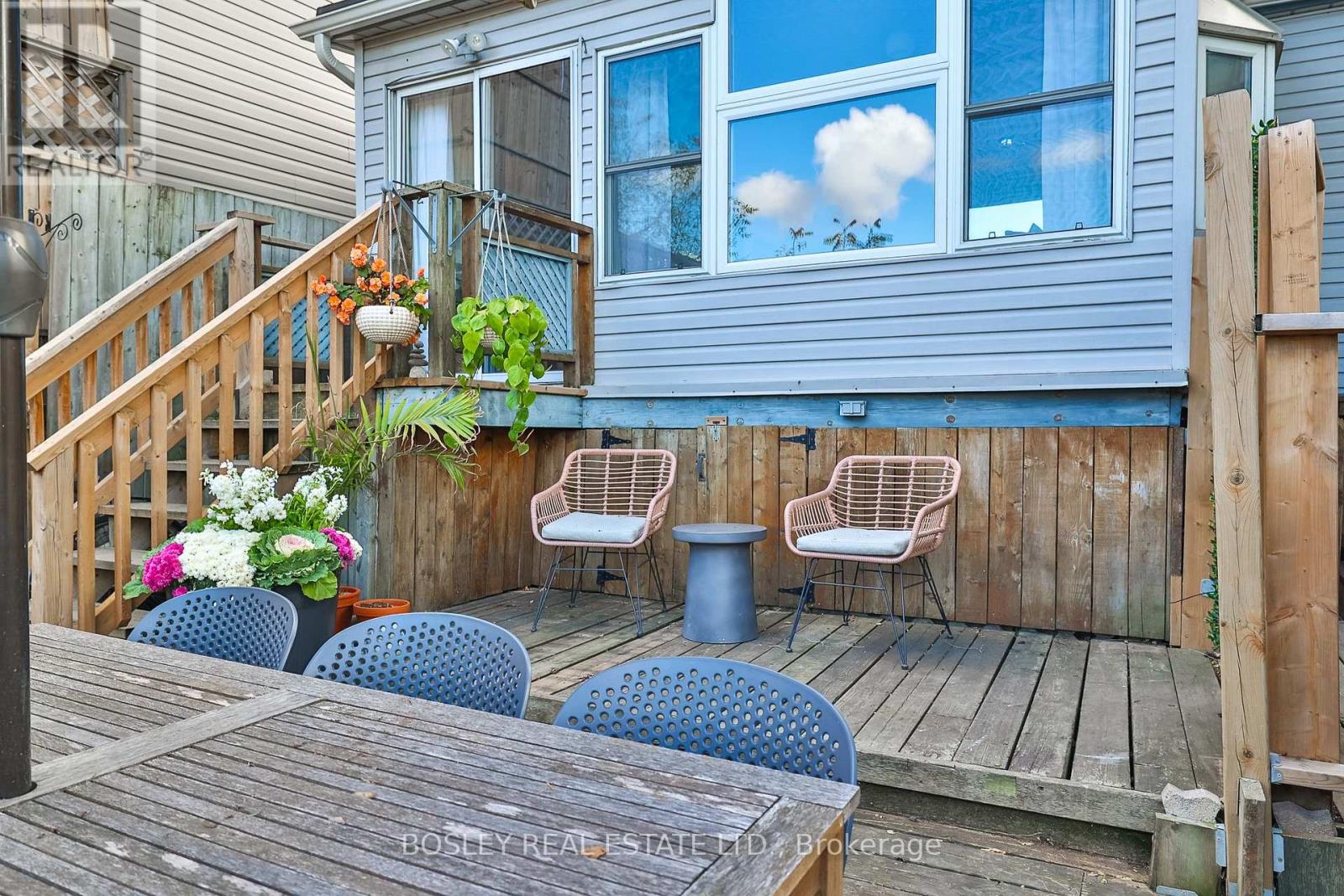 30 Aileen Avenue, Toronto, Ontario  M6M 1E6 - Photo 32 - W12494596