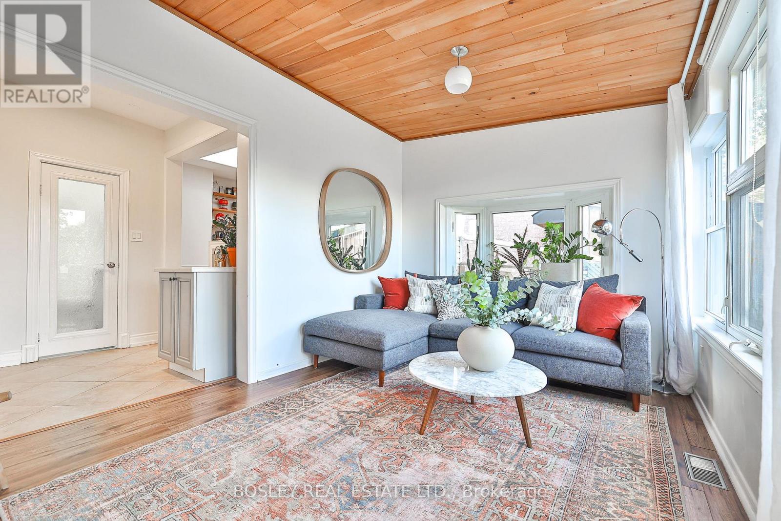 30 Aileen Avenue, Toronto, Ontario  M6M 1E6 - Photo 9 - W12494596