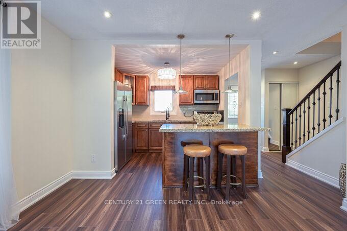 1 Greenarrow Court, Brampton, Ontario  L6S 2K1 - Photo 12 - W12494614