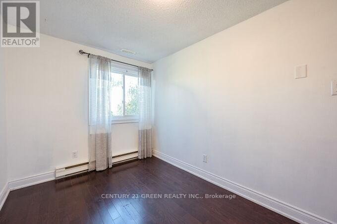 1 Greenarrow Court, Brampton, Ontario  L6S 2K1 - Photo 28 - W12494614