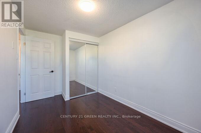 1 Greenarrow Court, Brampton, Ontario  L6S 2K1 - Photo 29 - W12494614