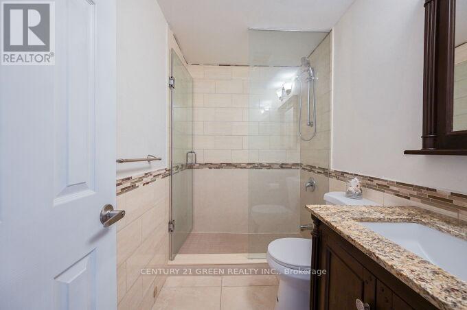 1 Greenarrow Court, Brampton, Ontario  L6S 2K1 - Photo 30 - W12494614