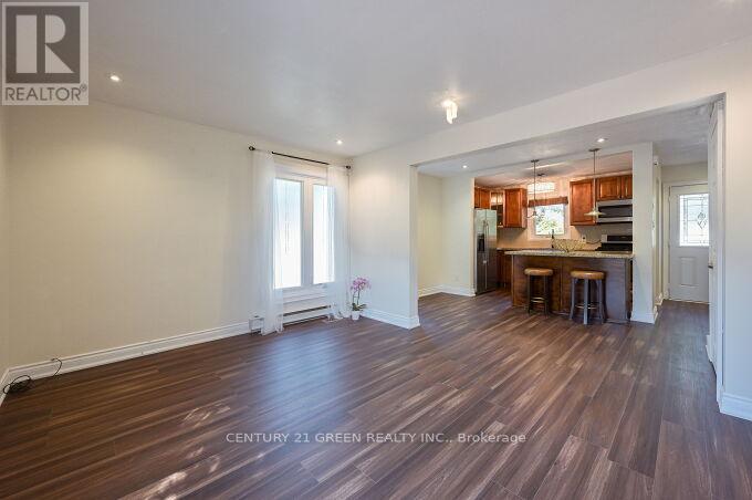 1 Greenarrow Court, Brampton, Ontario  L6S 2K1 - Photo 9 - W12494614