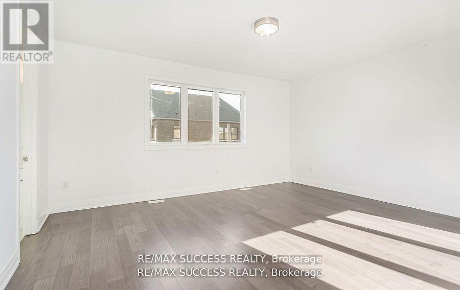 3130 Travertine Drive N, Oakville, Ontario  L6M 4L8 - Photo 18 - W12494628