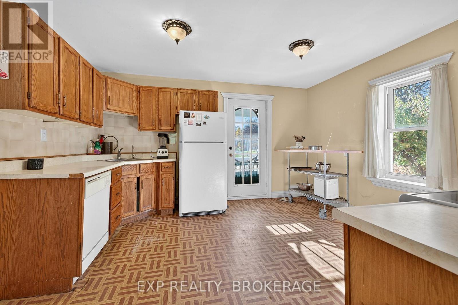 13 William Street, Rideau Lakes, Ontario  K0E 1G0 - Photo 19 - X12494638