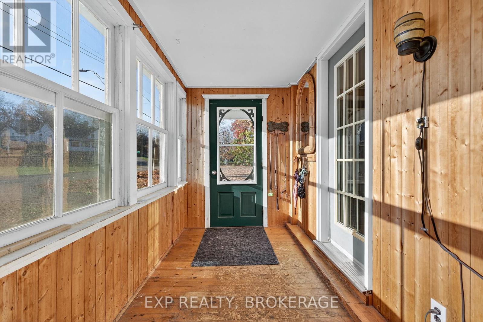 13 William Street, Rideau Lakes, Ontario  K0E 1G0 - Photo 6 - X12494638