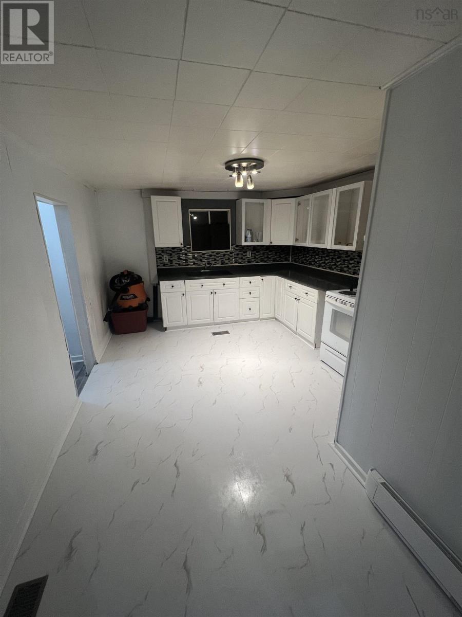 2 International, Glace Bay, Nova Scotia  B1A 3P7 - Photo 25 - 202525927