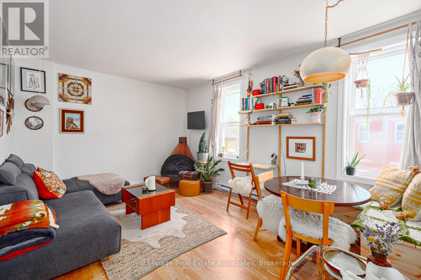 202 - 110 Sykes Street N, Meaford, Ontario  N4L 1S6 - Photo 4 - X12494606