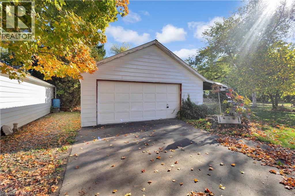 354 Maple Avenue S, Burford, Ontario  N0E 1A0 - Photo 5 - 40779310