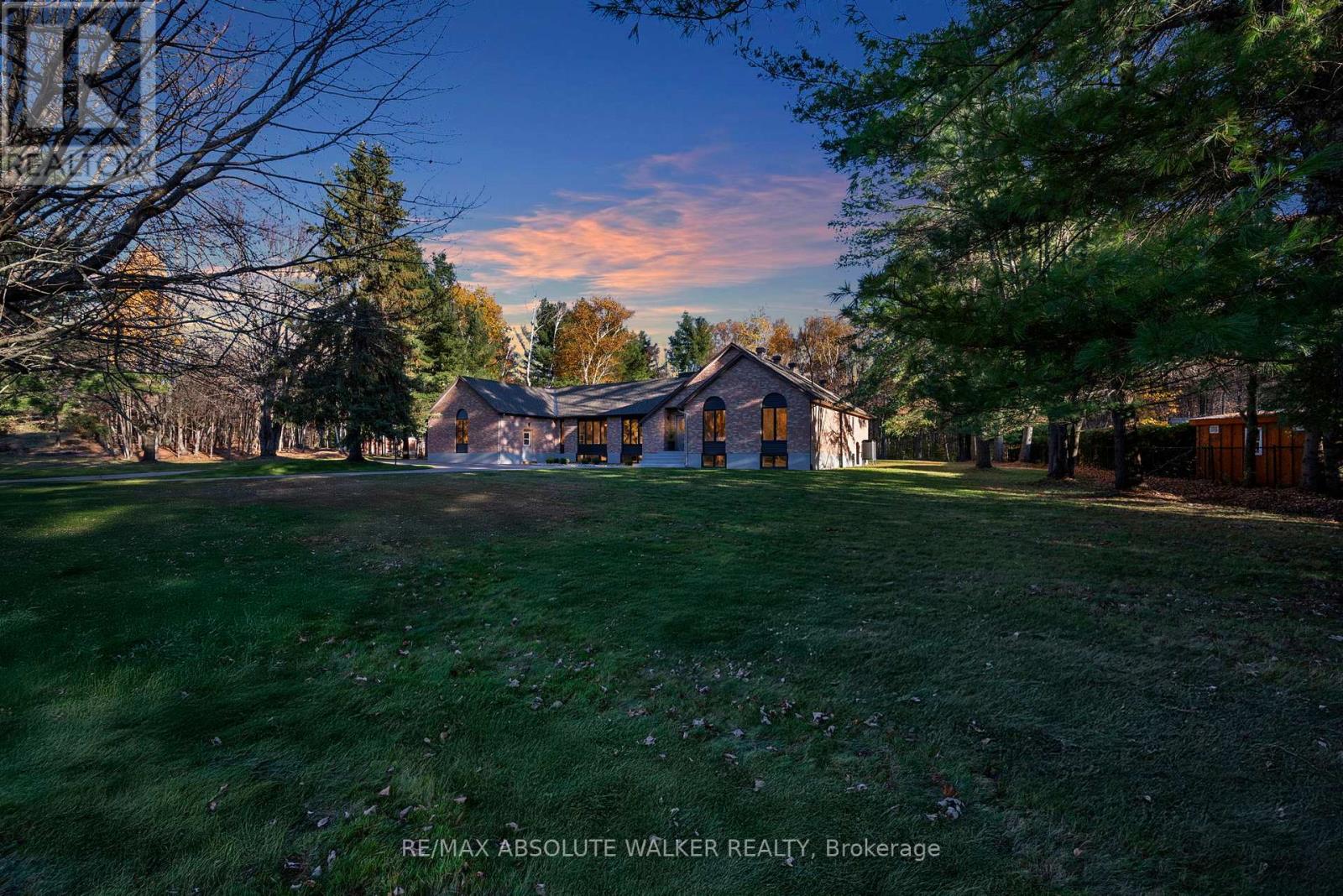 108 MARGARET ANNE DRIVE, Ottawa, Ontario