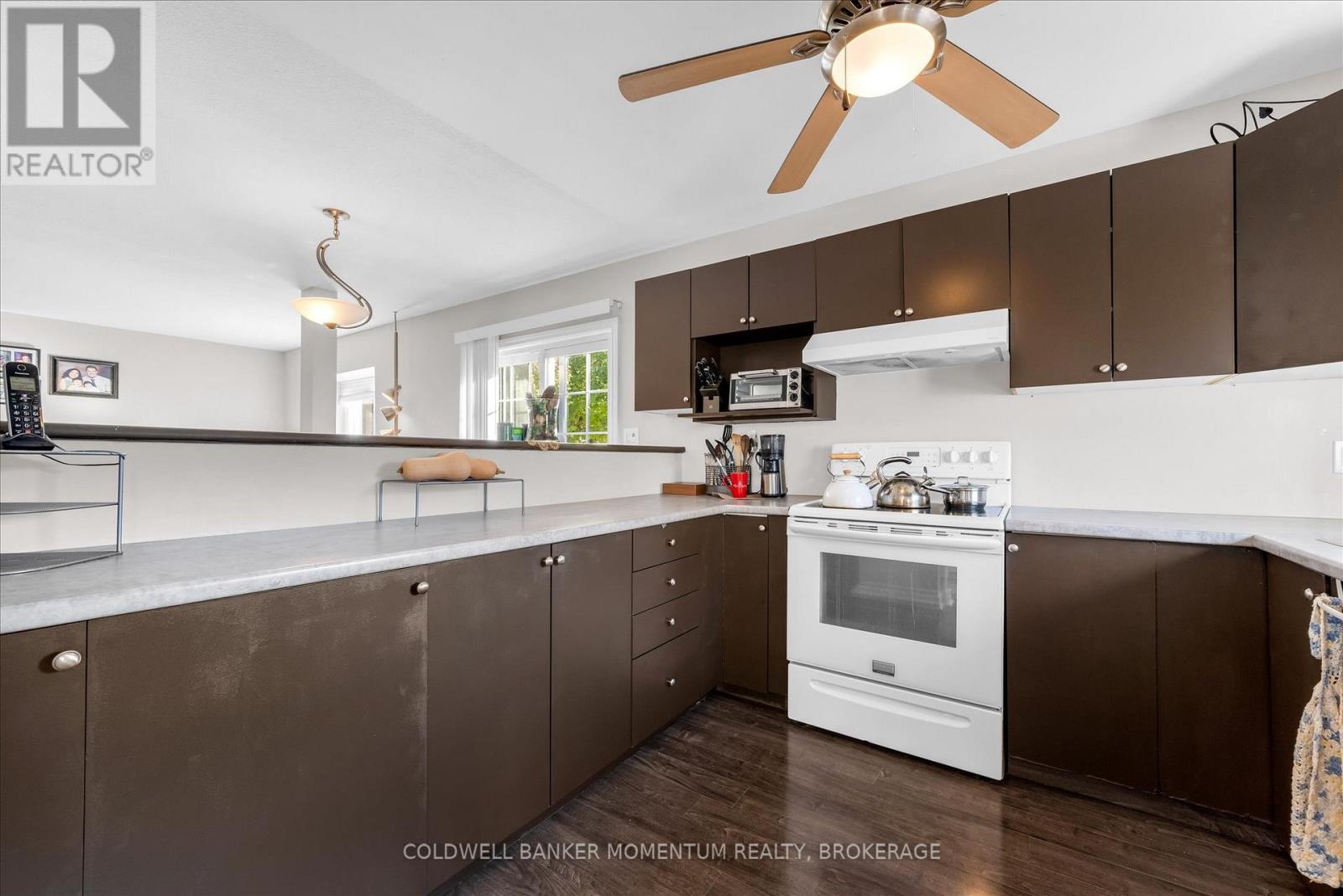 58 Margery Avenue, St. Catharines, Ontario  L2R 6K1 - Photo 10 - X12494644