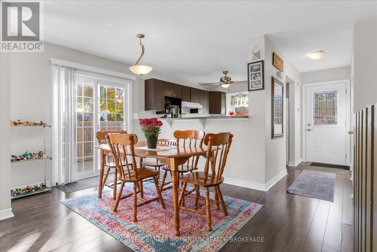 58 Margery Avenue, St. Catharines, Ontario  L2R 6K1 - Photo 3 - X12494644