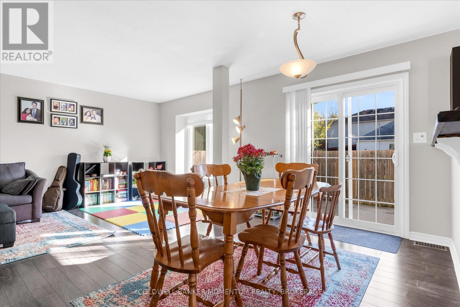 58 Margery Avenue, St. Catharines, Ontario  L2R 6K1 - Photo 5 - X12494644