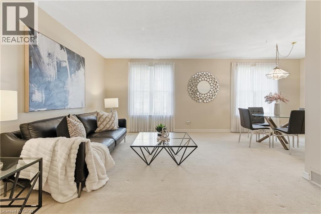 7 Farmer Court, Hamilton, Ontario  L9C 5X9 - Photo 7 - 40773897