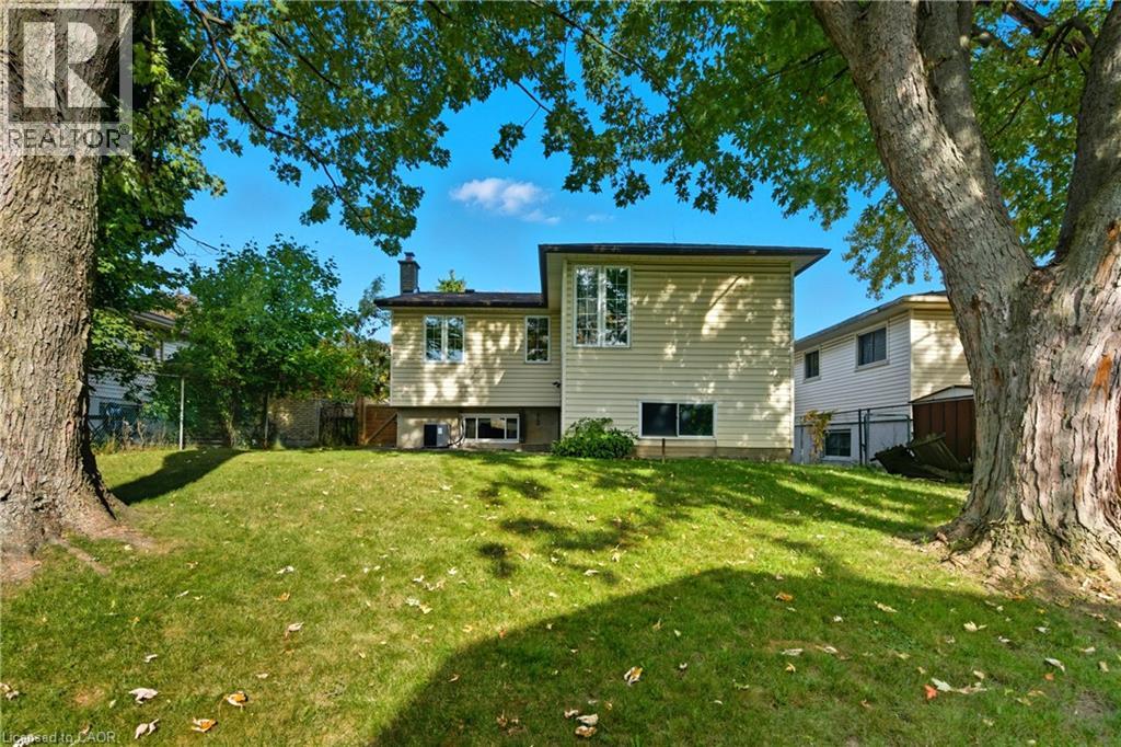 7 Farmer Court, Hamilton, Ontario  L9C 5X9 - Photo 45 - 40773897