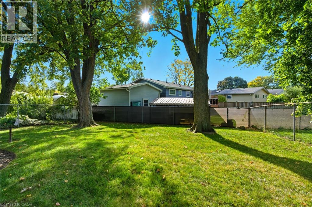 7 Farmer Court, Hamilton, Ontario  L9C 5X9 - Photo 43 - 40773897