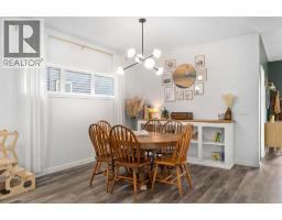 800 Reynolds Manor Sw Coopers Crossing, Airdrie, Ca