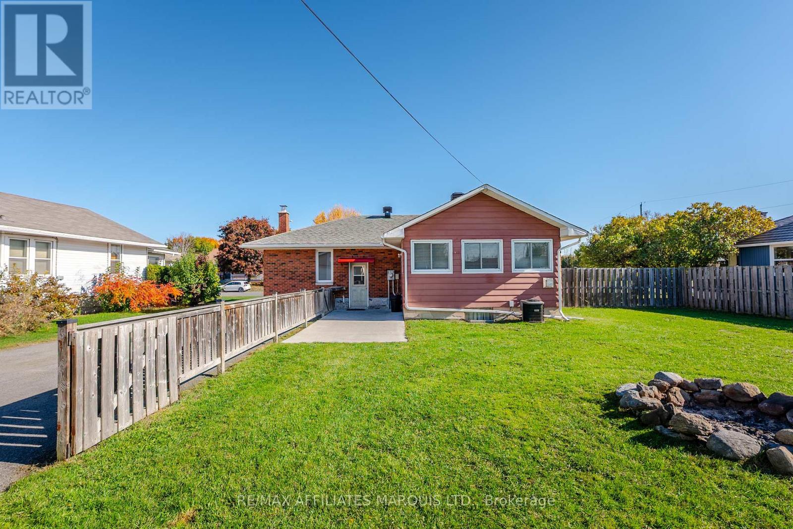 7 Farran Drive, South Stormont, Ontario  K0C 1M0 - Photo 40 - X12494656