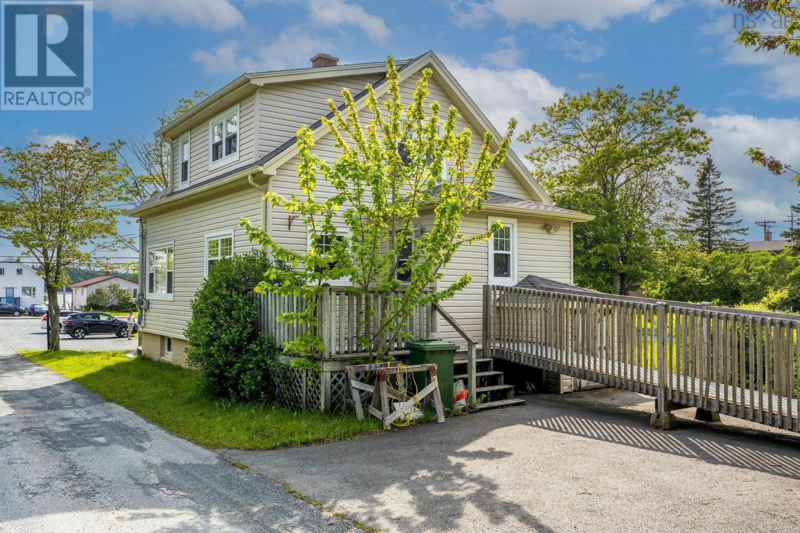 1470 Main Road, Eastern Passage, Nova Scotia  B3G 0E6 - Photo 4 - 202520474