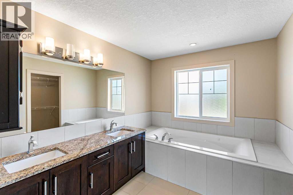 973 Channelside Road Sw, Airdrie, Alberta  T4B 3J4 - Photo 23 - A2245356