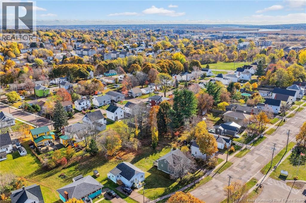 169 Broadway, Moncton, New Brunswick  E1H 1P9 - Photo 12 - NB129408