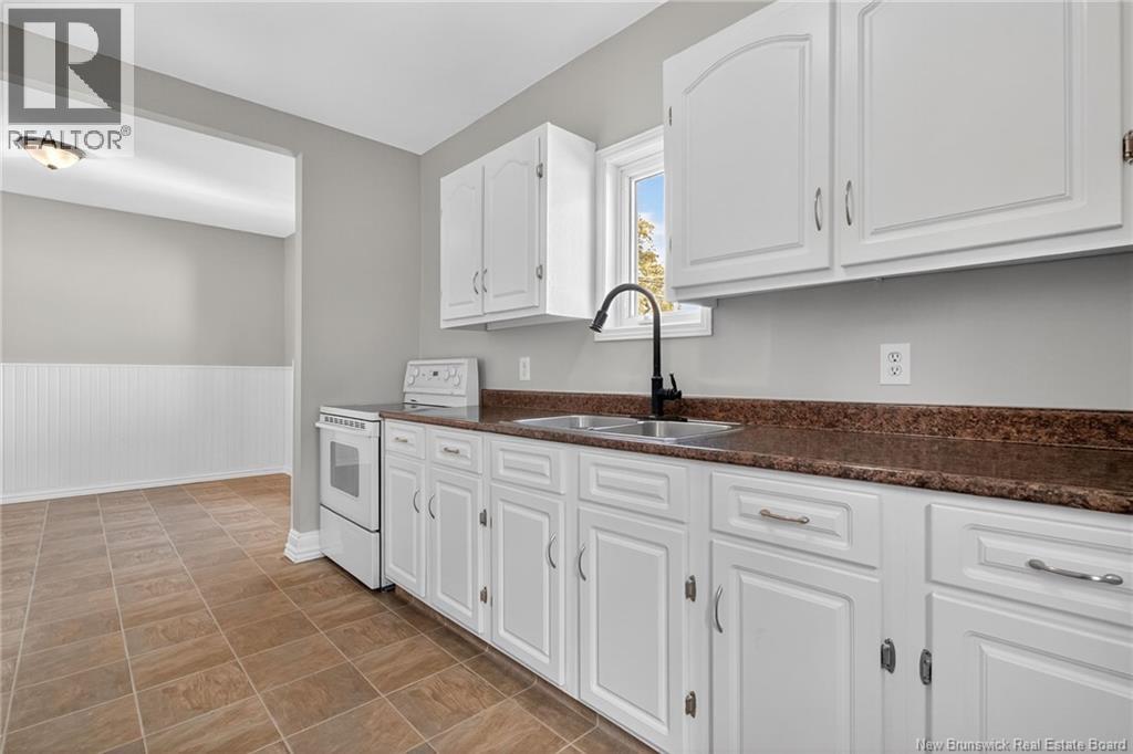 169 Broadway, Moncton, New Brunswick  E1H 1P9 - Photo 19 - NB129408