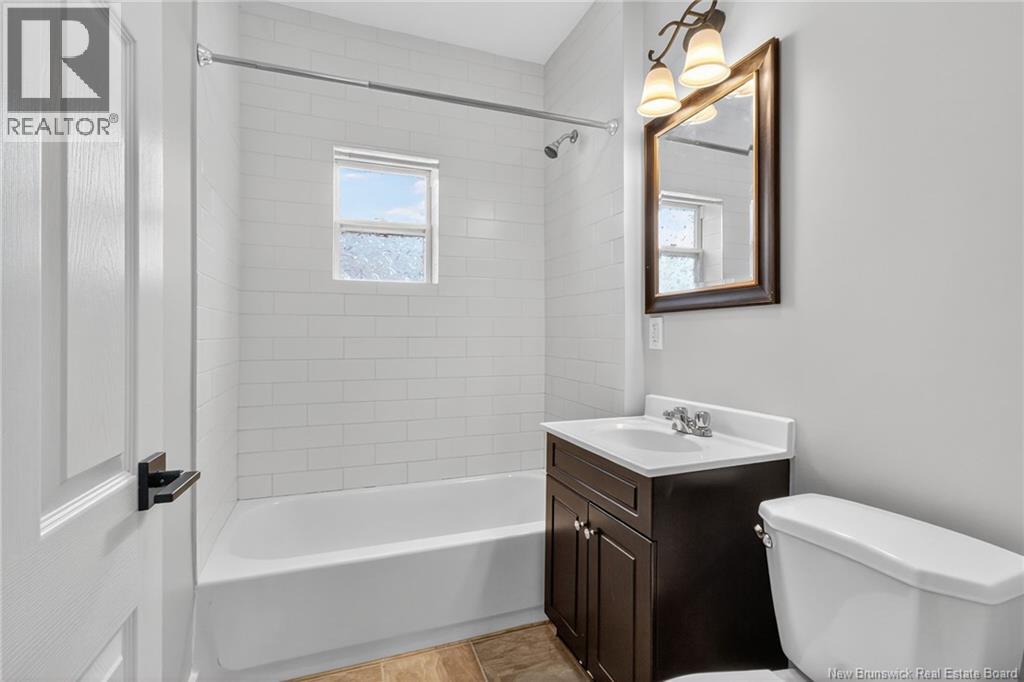 169 Broadway, Moncton, New Brunswick  E1H 1P9 - Photo 36 - NB129408