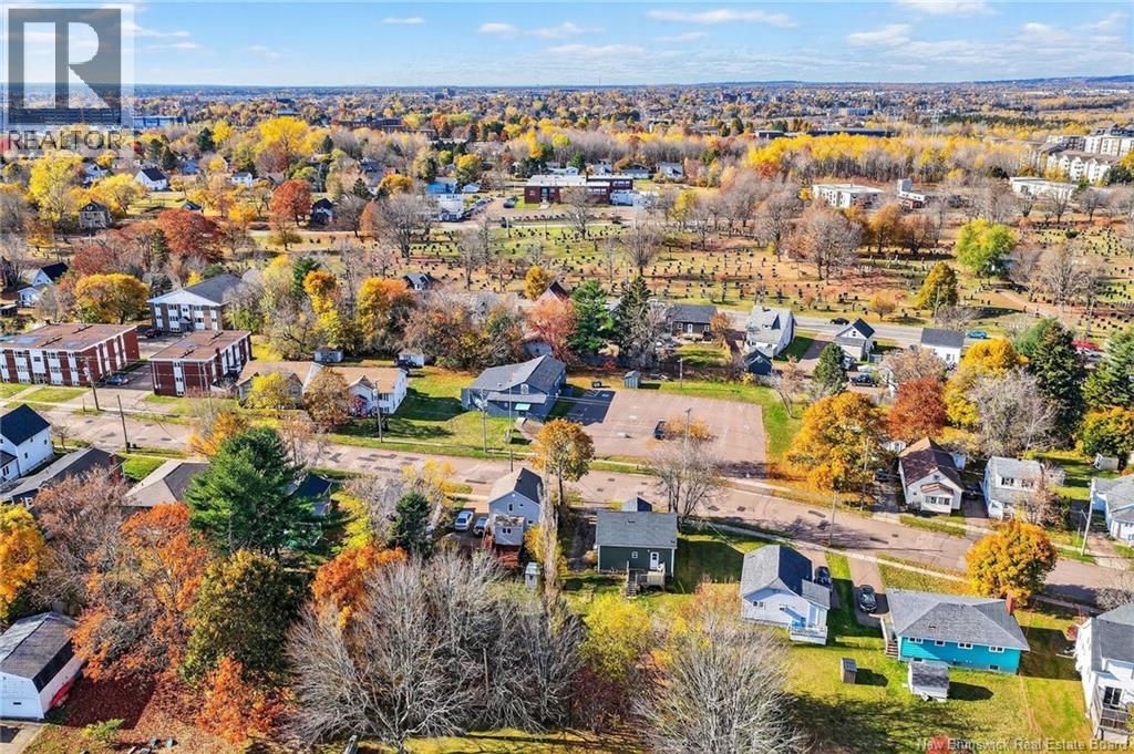 169 Broadway, Moncton, New Brunswick  E1H 1P9 - Photo 9 - NB129408