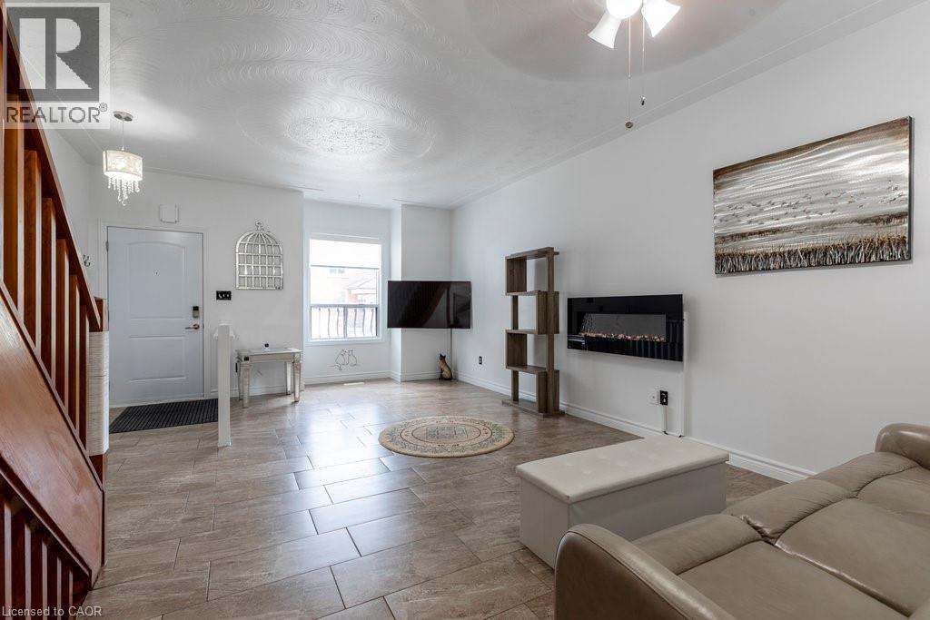 52 Clyde Street, Hamilton, Ontario  L8L 5R4 - Photo 5 - 40776404