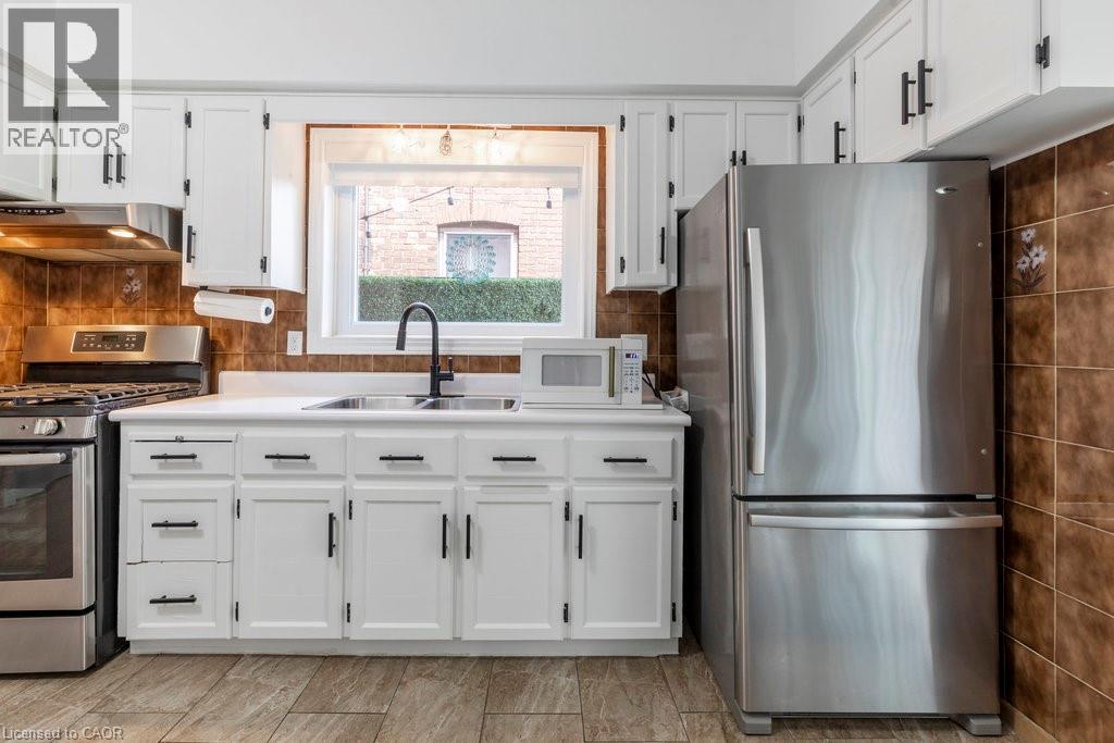 52 Clyde Street, Hamilton, Ontario  L8L 5R4 - Photo 9 - 40776404