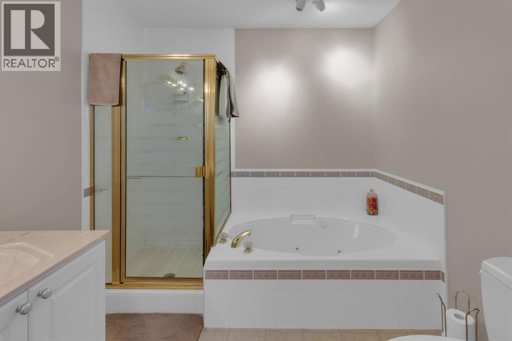 19, 200 Sandstone Drive Nw, Calgary, Alberta  T3K 4N7 - Photo 23 - A2262398