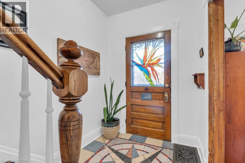 218 Herbert Street, Waterloo, Ontario  N2J 1T9 - Photo 6 - 40784279