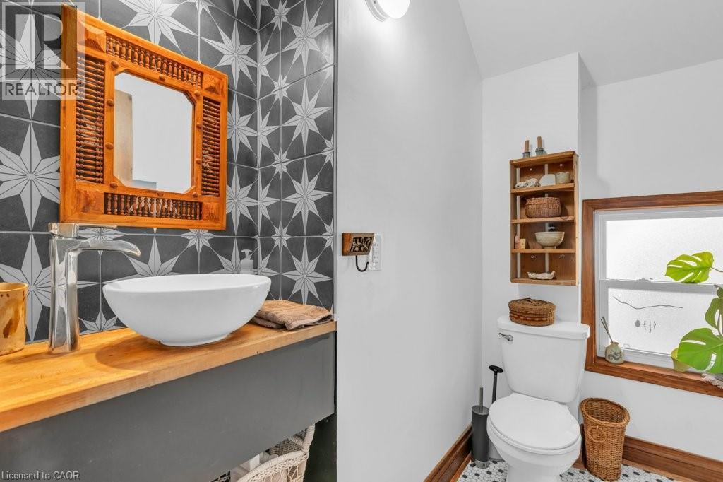 218 Herbert Street, Waterloo, Ontario  N2J 1T9 - Photo 23 - 40784279