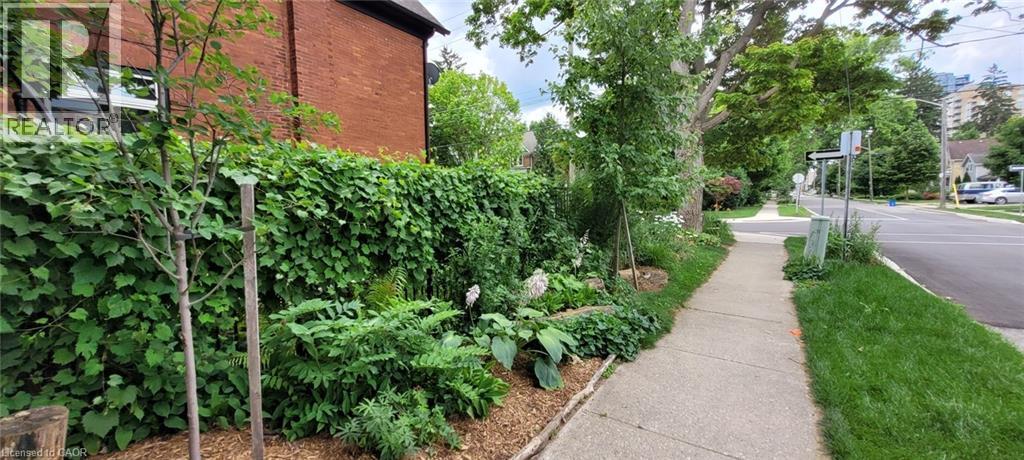 218 Herbert Street, Waterloo, Ontario  N2J 1T9 - Photo 41 - 40784279